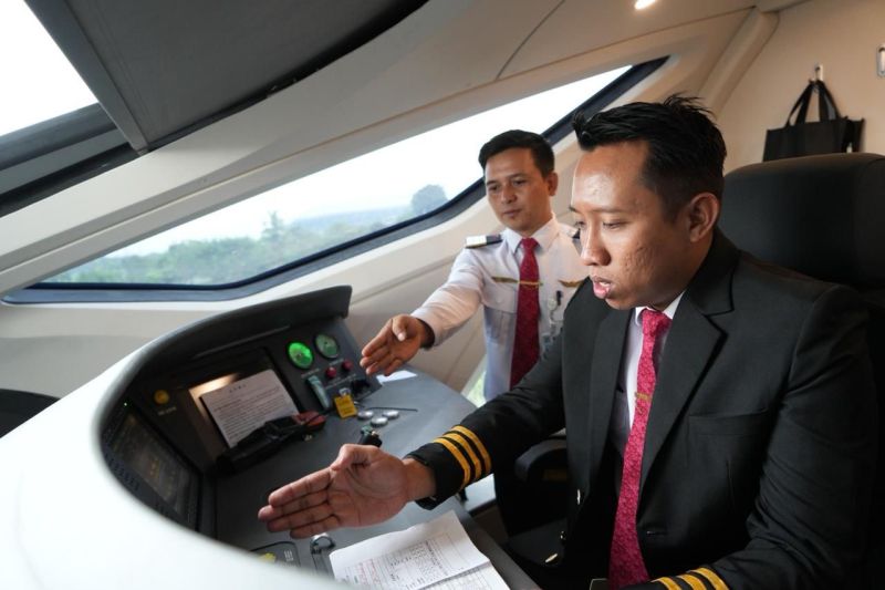 KCIC: 513 SDM Indonesia siap rawat dan operasikan Whoosh