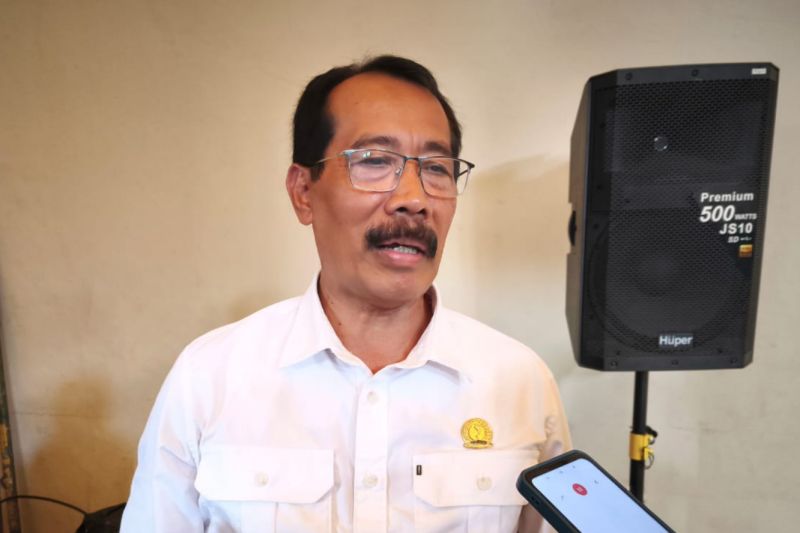 DPRD Jabar menyerap aspirasi warga soal jalan rusak di Kuningan