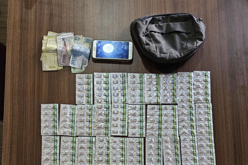 Polresta Bandung ringkus pengedar 680 butir obat keras ilegal