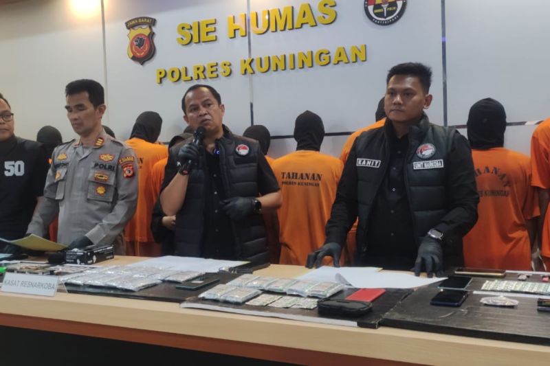 Polres Kuningan ringkus 17 pengedar narkotika selama dua bulan operasi