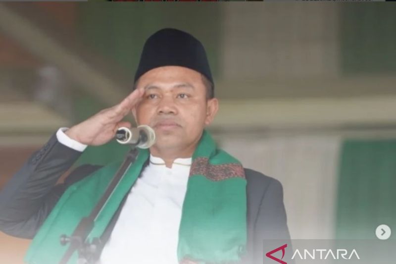 KPK Tangkap 10 Orang Sekaligus dalam OTT Gubernur Riau Abdul Wahid!