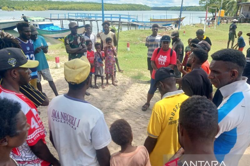 YPMAK lakukan monitoring dan evaluasi program Pokja di 19 kampung pesisir Mimika