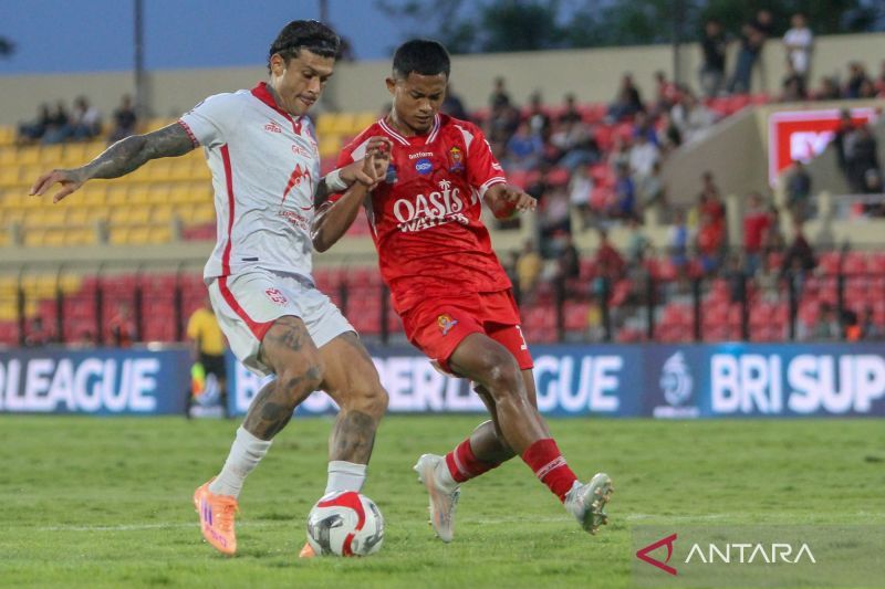 Susunan pemain Persijap vs Semen Padang