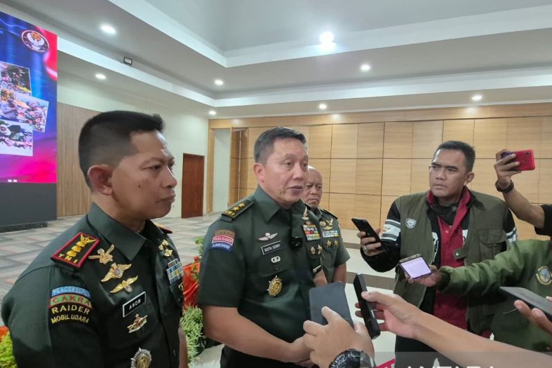 TNI Komlekad rayakan HUT ke-80 dengan bakti sosial