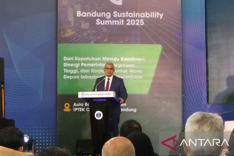 Pemkot Bandung mencanangkan citra sebagai kota pusat pendidikan Indonesia