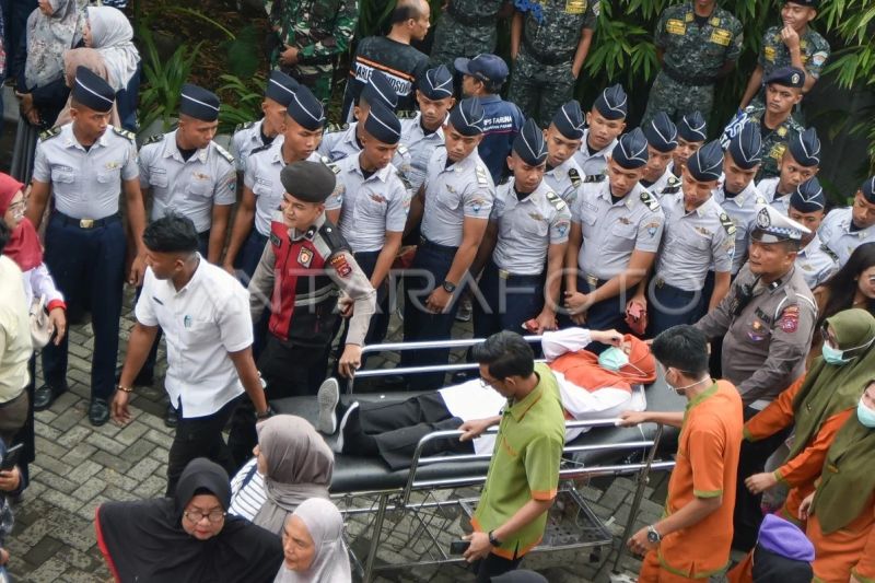 Tsunami drill di Padang