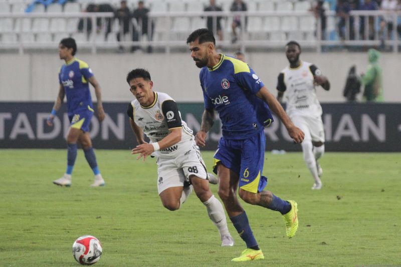Hasil Super League: Arema vs Persija Jakarta 2-1