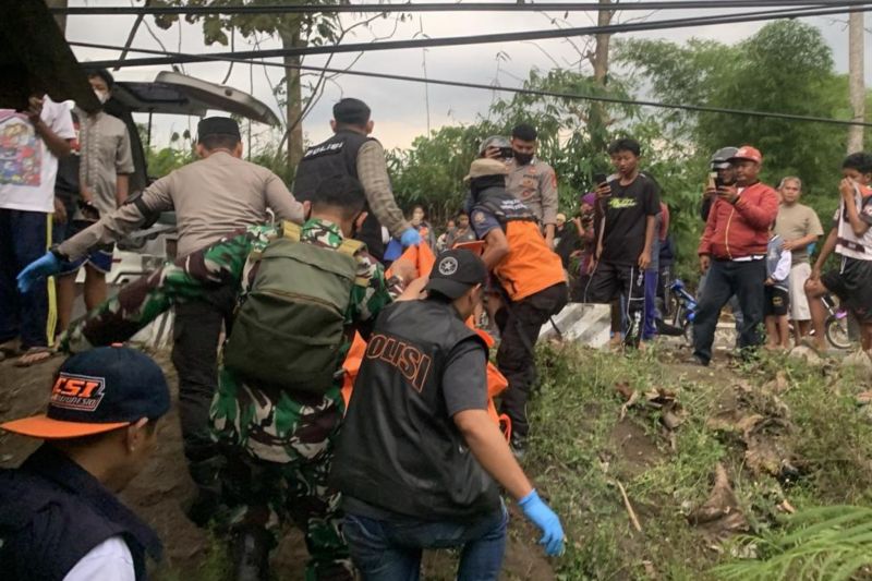 Polres Garut selidiki kasus temuan mayat di gubuk