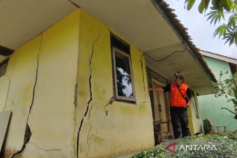 BPBD Ciamis menangani bencana tanah bergerak di dua kecamatan