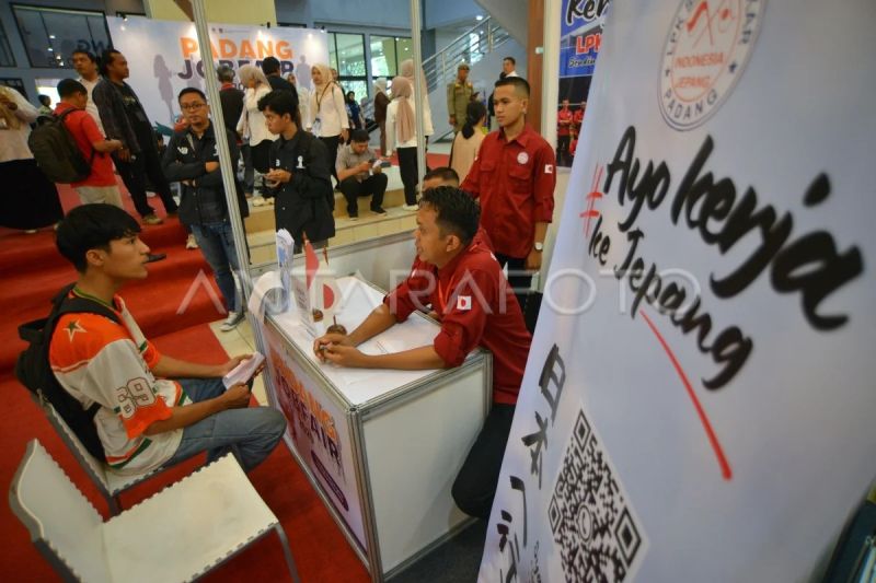 Bursa kerja 2025 di Padang