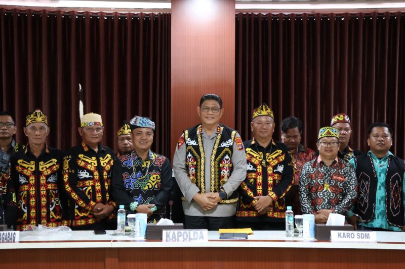 Kapolda Kaltara Terima Audiensi Dewan Adat Dayak Agabag