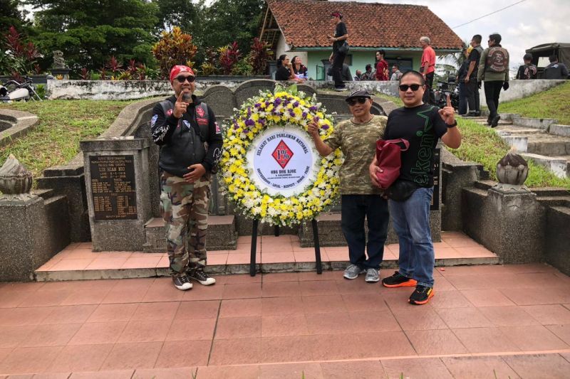BB1%MC gelar Patriot Ride ke makam pejuang kemerdekaan O Hardjadinata