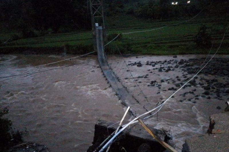 Garut ajukan Rp800 miliar ke pusat untuk bangun jembatan permanen