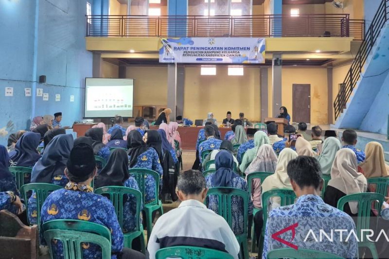 DPPKBP3A Cianjur intensifkan sosialisasi penguatan program Kampung KB