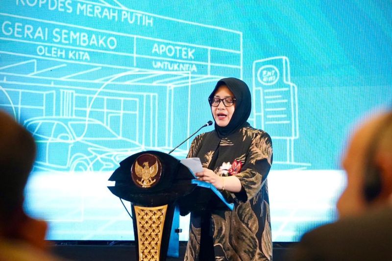 Kemenkop sebut koperasi harus jadi penghubung petani hingga konsumen