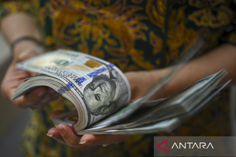 Nilai tukar rupiah merosot jadi Rp16.733 per dolar AS