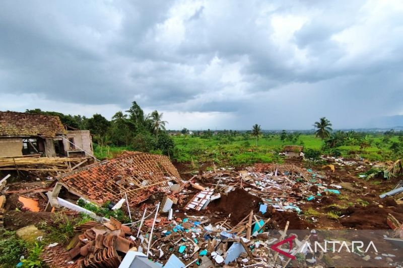 Pemkab Cianjur lakukan berbagai langkah mengantisipasi bencana gempa bumi