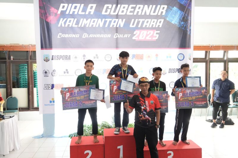 Bulungan Raih Juara Umum Kejuaraan Gulat Piala Gubernur 2025