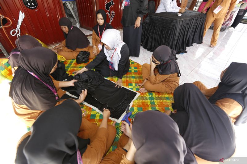 LPP Gorontalo membekali warga binaan keterampilan menjahit