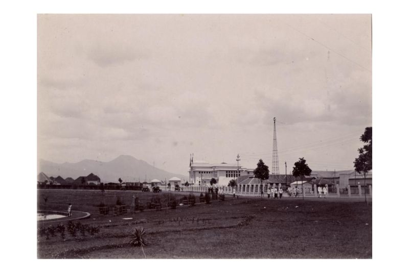 Bandung Baheula 1922, Kisah Taman Maluku: Peresmian patung Pastor Verbraak yang megah