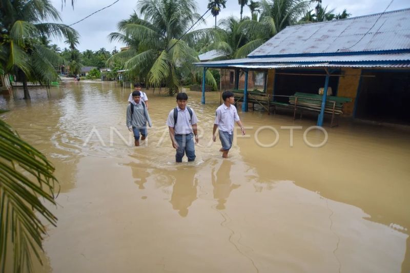 Banjir meluas di Padang Pariaman