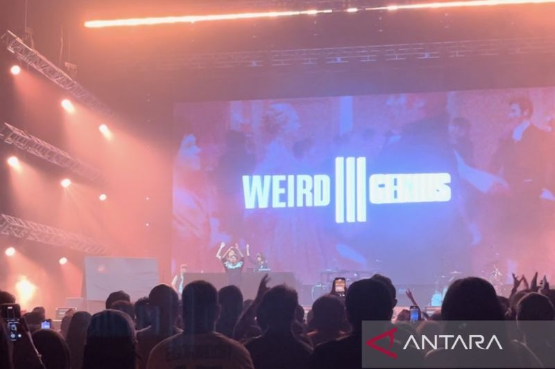 Weird Genius dan PORIS ramaikan konser Rich Brian di Jakarta