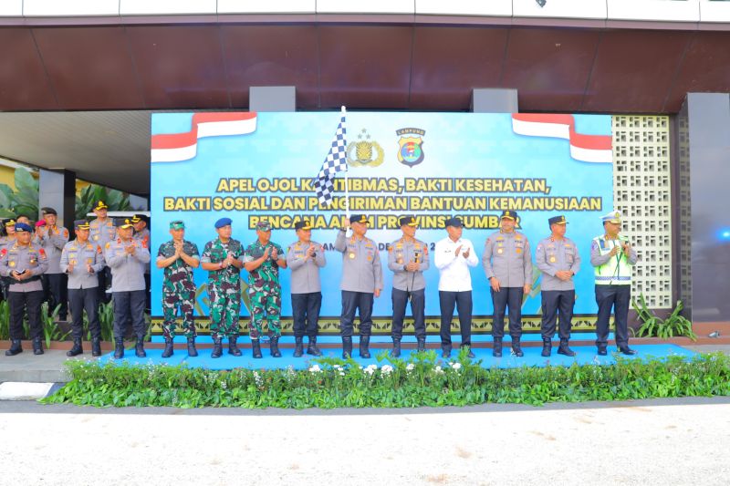 Wakapolri lepas bantuan Polda Lampung untuk daerah terdampak bencana Sumatera