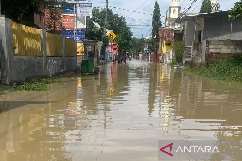 Pemkab Cirebon merumuskan solusi untuk kurangi frekuensi banjir di desa