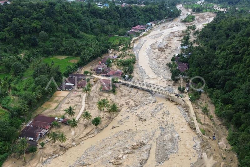 Data kerusakan rumah akibat banjir bandang di Padang