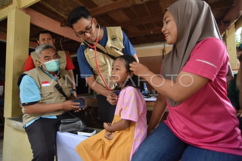 Pelayanan kesehatan bagi korban banjir di Padang