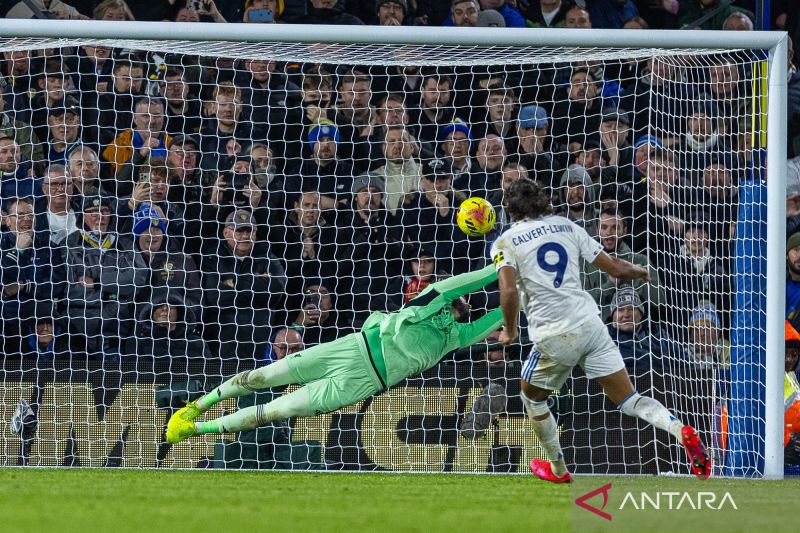 Liverpool dipastikan tanpa Alisson di leg pertama lawan Galatasaray