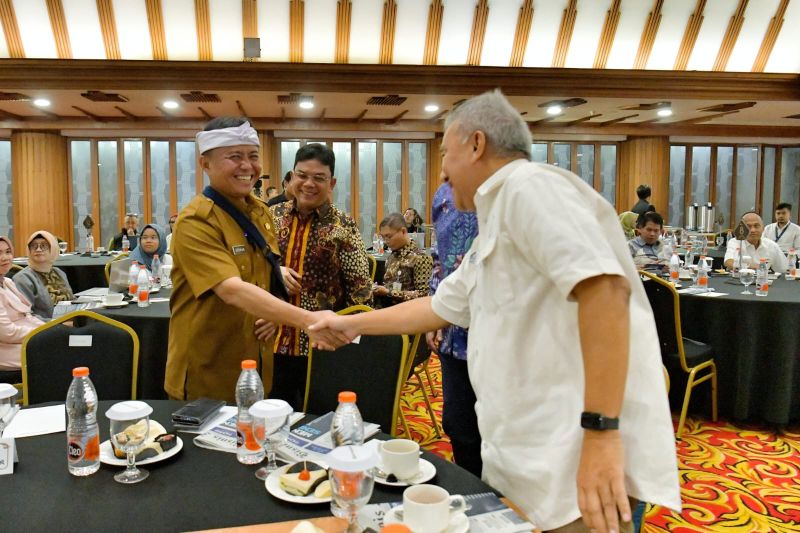 Sekda Jabar optimistis pertumbuhan ekonomi mencapai 5,5 sampai 6 persen di 2026