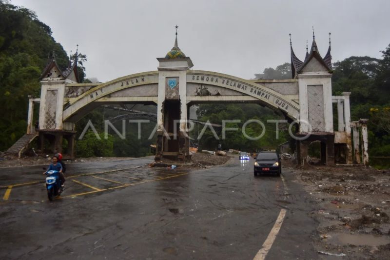 Kawasan jembatan kembar Padang Panjang pascabencana