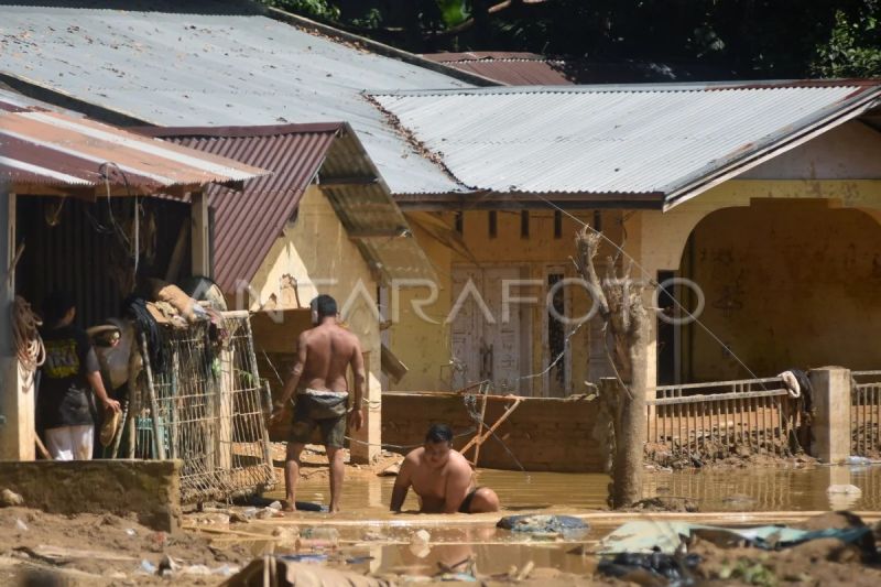 Masa tanggap darurat bencana diperpanjang di Sumatera Barat