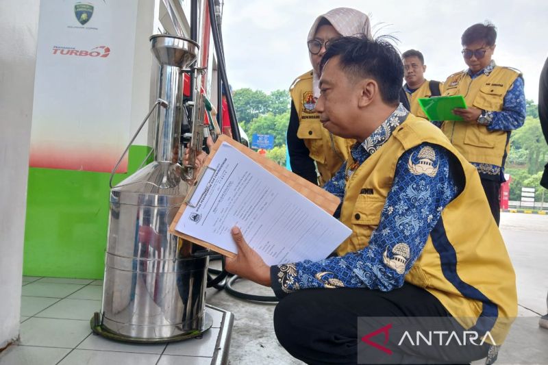 Pemkab Cirebon menjamin takaran dan pasokan BBM aman saat libur Nataru