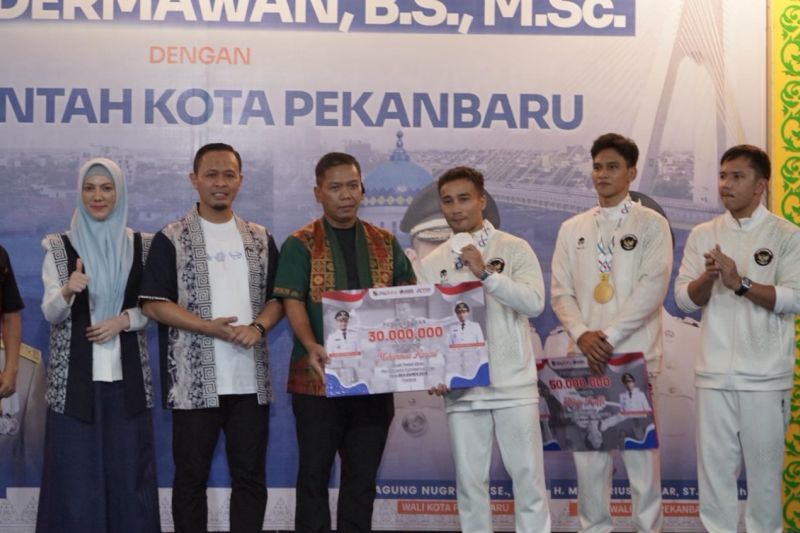 Pemkot Pekanbaru beri bonus Rp100 juta untuk atlet dan pelatih peraih medali SEA Games