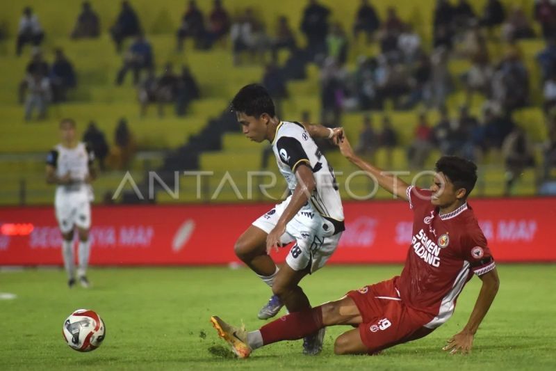 Semen Padang FC kalahkan Persija Jakarta