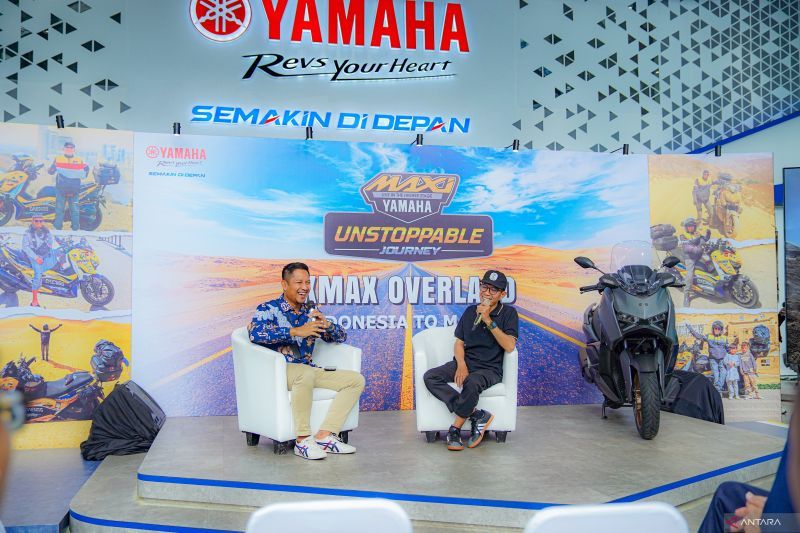 MAXI unstoppable journey, XMAX overland Indonesia - Makkah