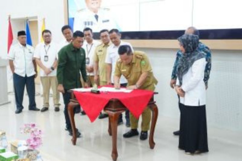 Pemprov Riau hibahkan lahan senilai Rp1,4 miliar ke Kemendiktisaintek di UNRI