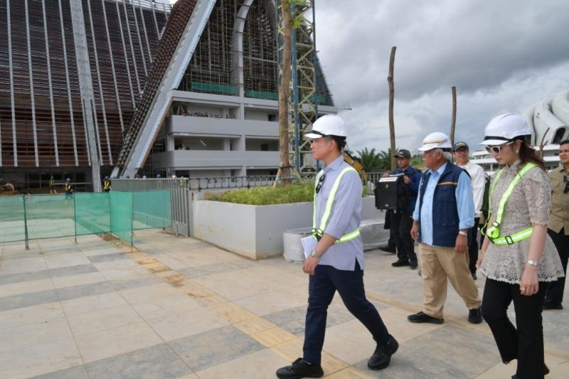 Gibran tinjau Basilika dan Plaza Kerukunan di IKN