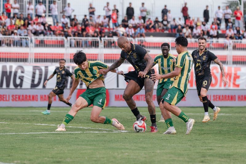 Super League  - Malut United berpesta gol di gawang PSBS Biak