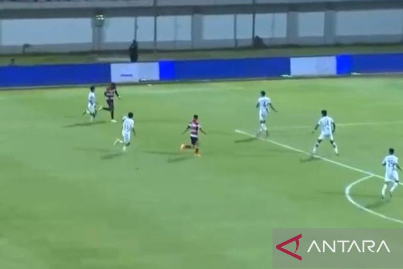 Super League - PSIM Yogyakarta taklukkan Madura United 3-0