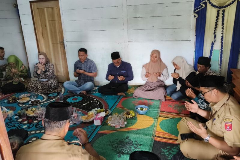 Bupati Lambar berduka cita atas kecelakaan pengurus Muslimat NU