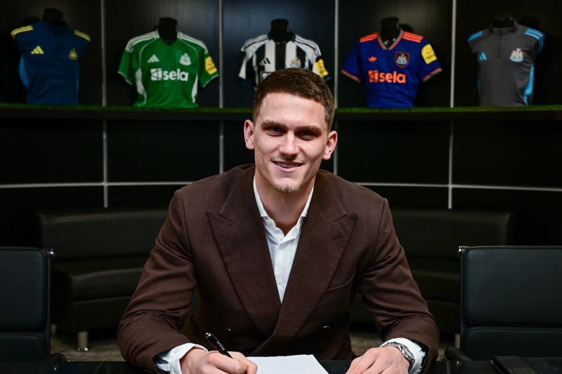 Sven Botman perpanjang kontrak bersama Newcastle