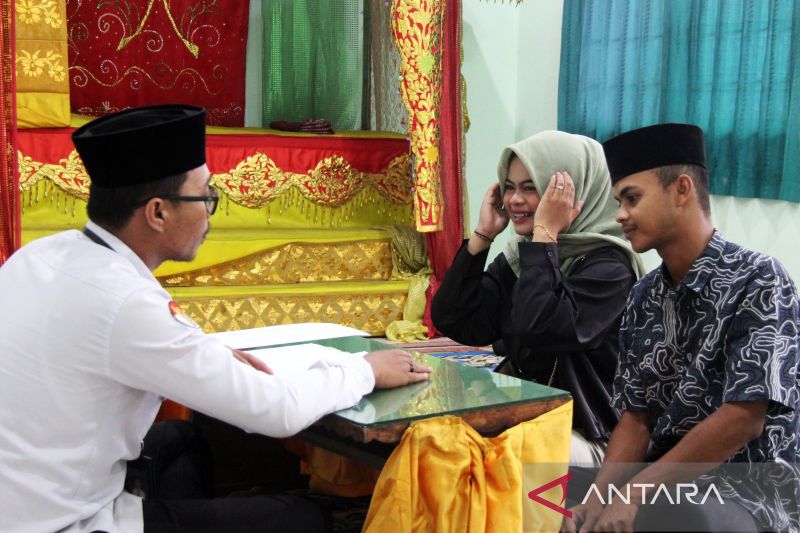 Angka pernikahan dan kasus perceraian turun di Dumai