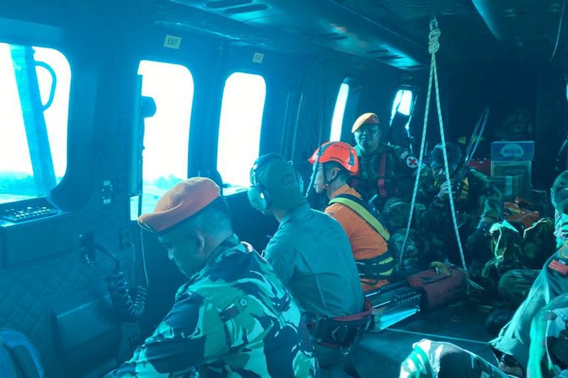 Gubernur Sulsel minta warga tidak sebar informasi pesawat tak jelas