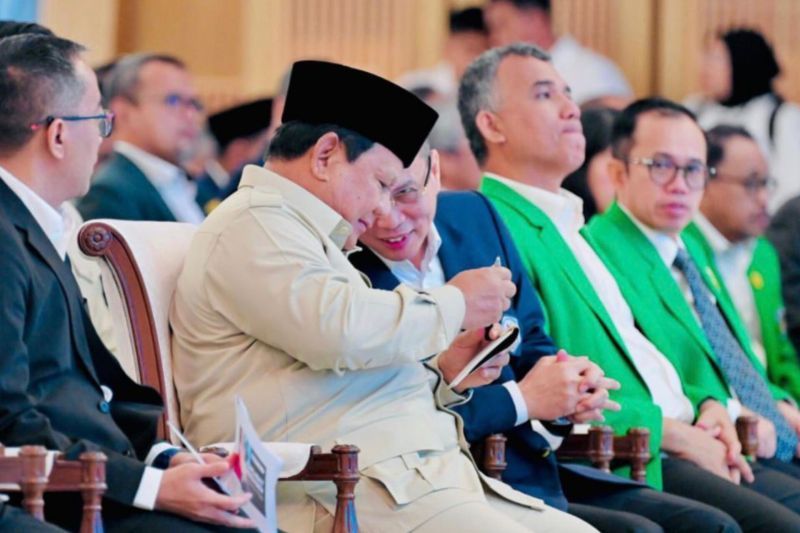 Rektor UNAND Hadiri Taklimat Presiden Prabowo di Istana Negara, Siap Akselerasi Riset