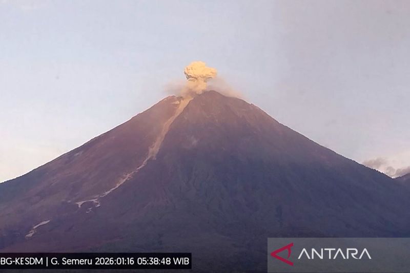 Terjadi 23 gempa letusan Gunung Semeru selama enam jam