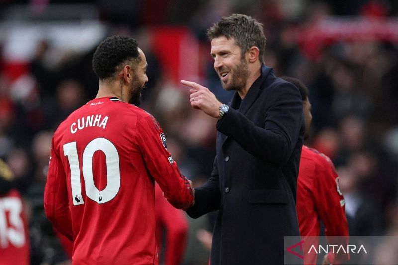 Carrick ingin performa saat hadapi City jadi standar baru MU