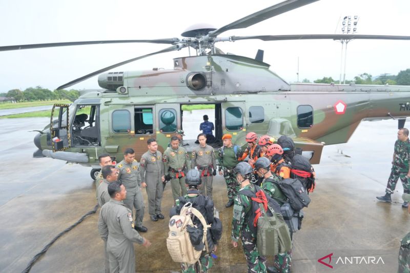 TNI AU kerahkan heli Caracal dan Boeing untuk evakuasi ATR 24-500
